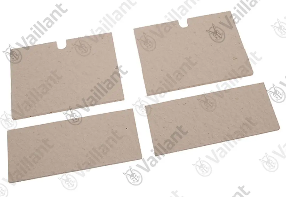Vaillant Isoliermatten in brauner Farbe, die in einem Set angeordnet sind. Sie bestehen aus festem Material ohne erkennbare Maße oder spezifische Produkteigenschaften.